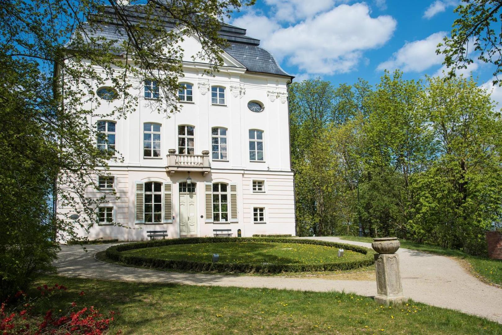 Zespół Pałacowo-Parkowy w Ostromecku Ostromecko Exterior foto