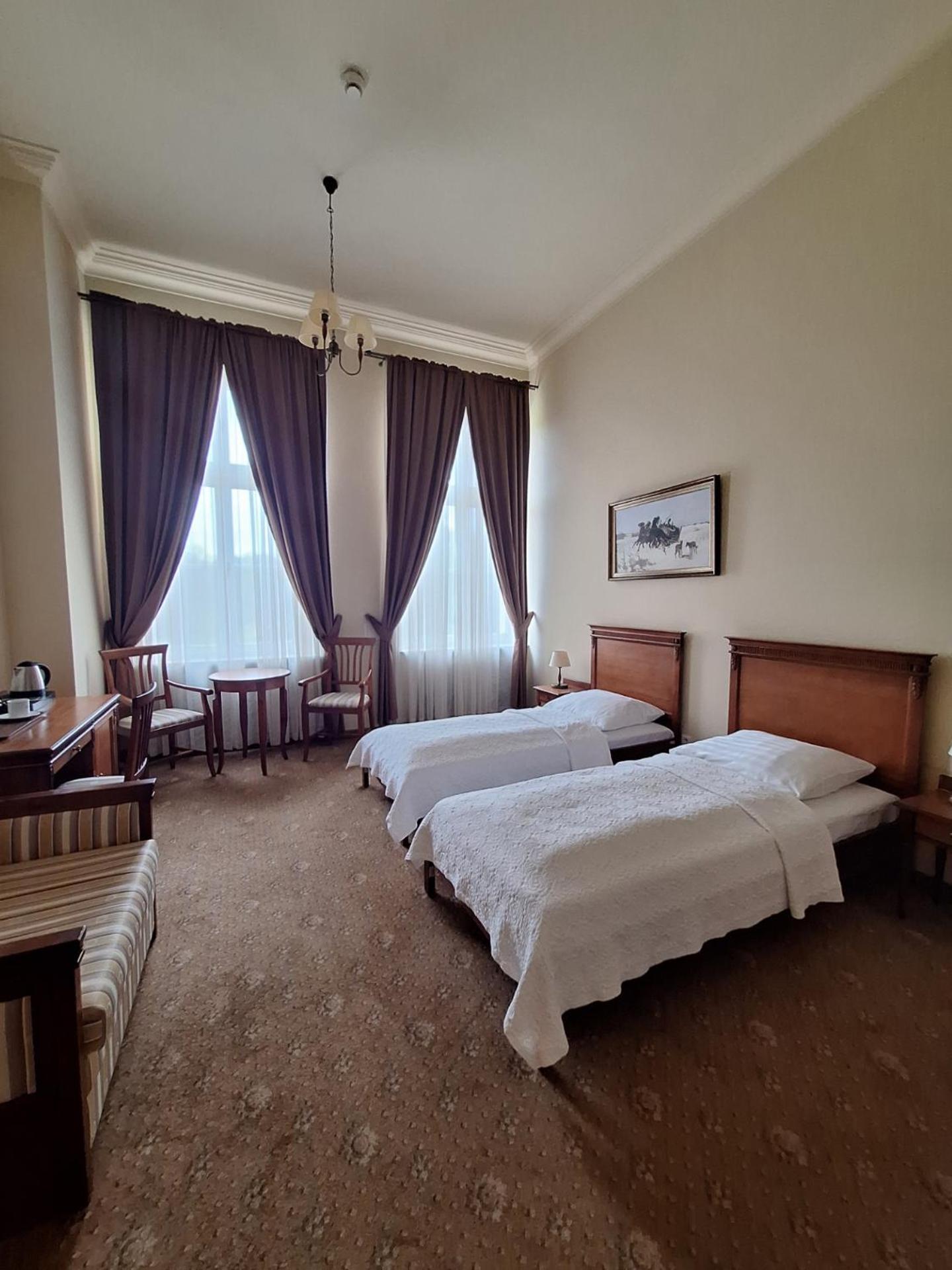 Zespół Pałacowo-Parkowy w Ostromecku Ostromecko Exterior foto
